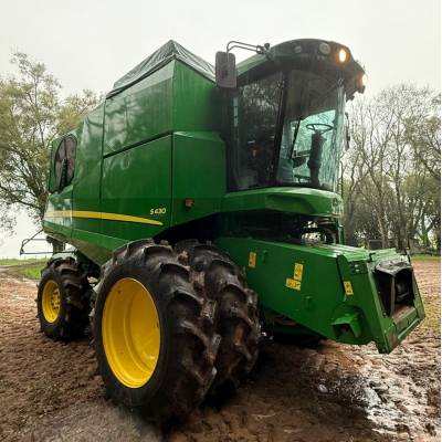 Colheitadeira John Deere S430 - OPORTUNIDADE