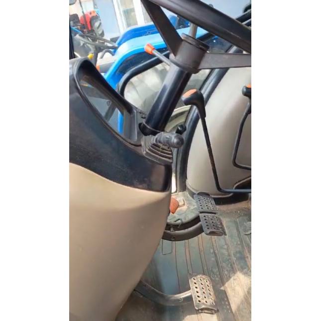 Trator REPASSE Case 80 - 2016 - Cab Original - Semi novo