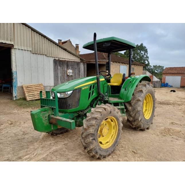 John Deere 5060 - 1400hrs - Preco Abaixo