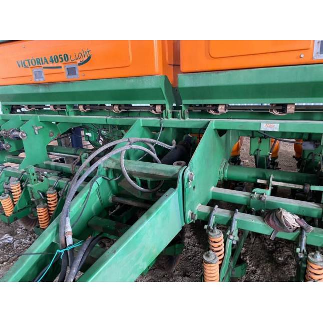 Plantadeira Victoria 4050 - Monitor de Sementes
